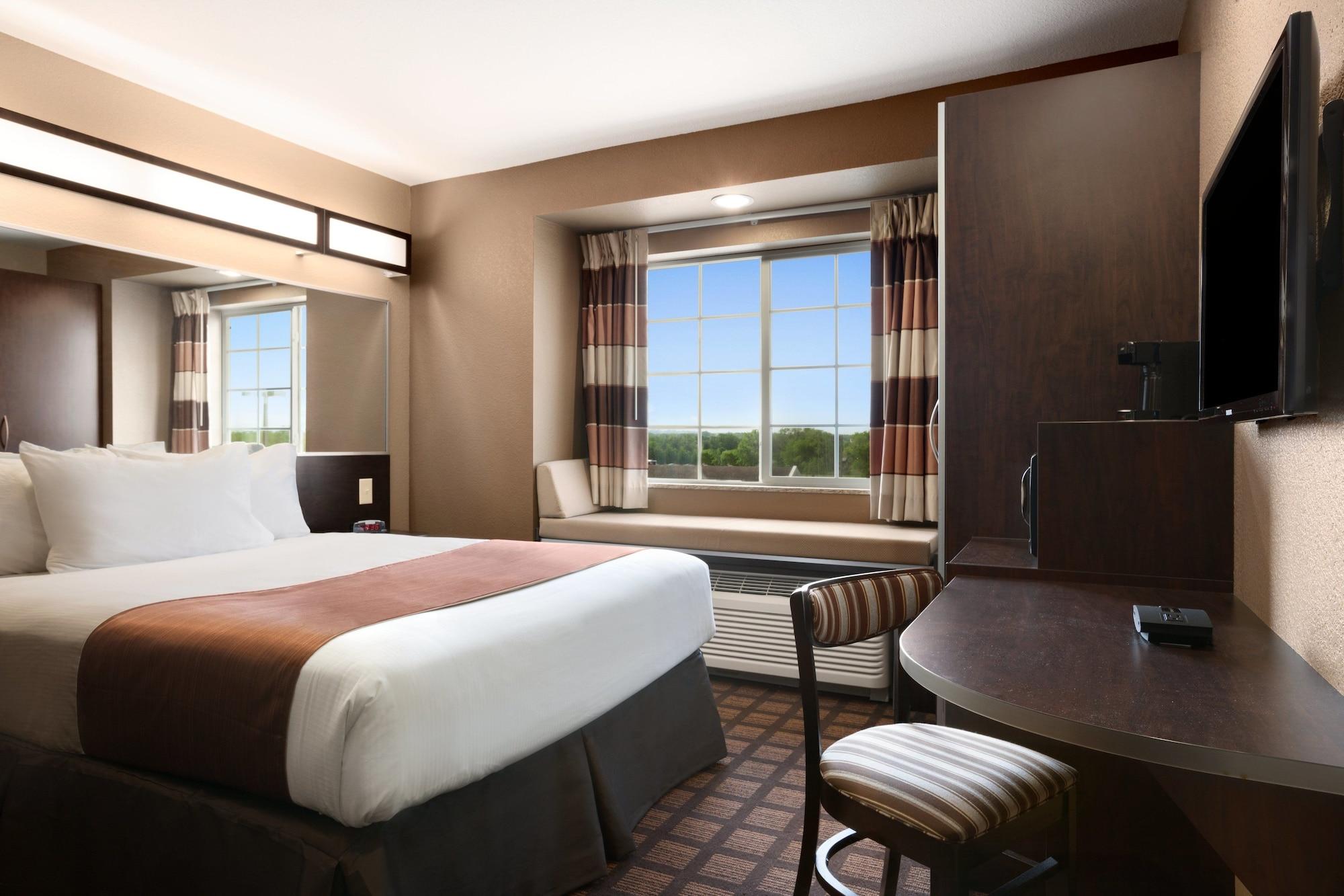 Garner Hotel Gonzales By Ihg Экстерьер фото