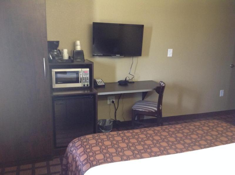 Garner Hotel Gonzales By Ihg Экстерьер фото